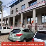 Energie Basket Ball dames présente son trophée au DG SBEE